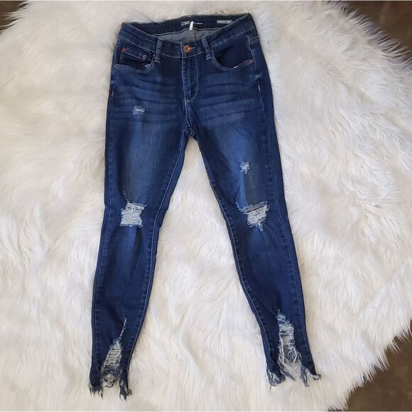 Special A cropped Skinny Distressed Jeans, size 3 Fray low rise - Picture 3 of 7